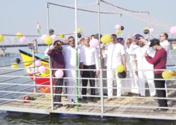 ಮೀನುಗಾರರ ಕೈಚಳಕ: ಮೊದಲ ಬೋಟ್ ಆಂಬ್ಯುಲೆನ್ಸ್ ಆರಂಭ…!!