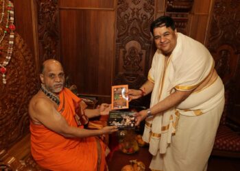 ಪುತ್ತಿಗೆ ಶ್ರೀಗಳನ್ನು ಭೇಟಿಯಾದ ಐಯ್ಯರ್