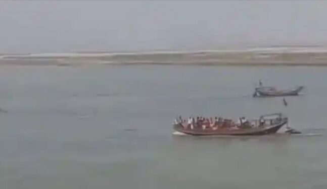 ಉಡುಪಿಯ ಕೊಡಿಬೆಂಗ್ರೆ ಬೀಚ್ ಬಳಿ ದೋಣಿ ಪಲ್ಟಿ: ಇಬ್ಬರು ಪ್ರವಾಸಿಗರು ಮೃತ್ಯು..!