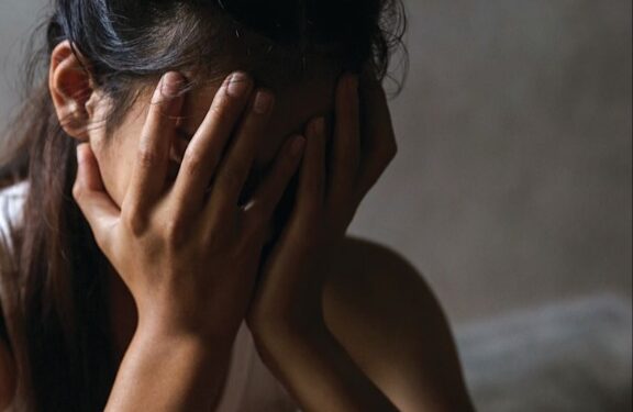 ದೆಹಲಿಯಲ್ಲಿ ಅಮಾನವೀಯ ಕೃತ್ಯ: 6 ವರ್ಷದ ಬಾಲಕಿಗೆ ಮೂವರು ಅಪ್ರಾಪ್ತರಿಂದ ದೌರ್ಜನ್ಯ…!!