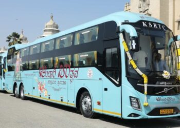 ಪ್ರಯಾಣಿಕರ ಸುರಕ್ಷತೆಯ ಹಿತೈದ್ರಷ್ಟಿ ಯಿಂದ ಅಗ್ನಿ ದುರಂತ ತಡೆಗಾಗಿ ಸ್ಲೀಪರ್ ಬಸ್ಸಿನಲ್ಲಿ ಡ್ಯಾಶ್ ಕ್ಯಾಮ್ ಅಳವಡಿಕೆಗೆ ಮುಂದಾದ KSRTC..!!