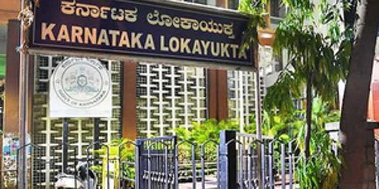 ಕೊಪ್ಪಳ: KIMS ಬಿ. ಕಲ್ಲೇಶ್ ಮೇಲೆ ಐದು ಸ್ಥಳಗಳಲ್ಲಿ ಲೋಕಾಯುಕ್ತ ದಾಳಿ…!!