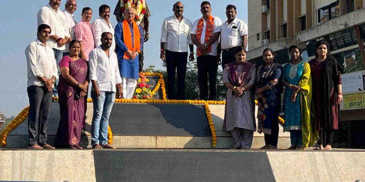 ಉಡುಪಿ ನಗರ ಬಿಜೆಪಿ ವತಿಯಿಂದ ಡಾ. ವಿ.ಎಸ್. ಆಚಾರ್ಯ ಪುಣ್ಯಸ್ಮರಣೆ – ಪುತ್ಥಳಿಗೆ ಮಾಲಾರ್ಪಣೆ