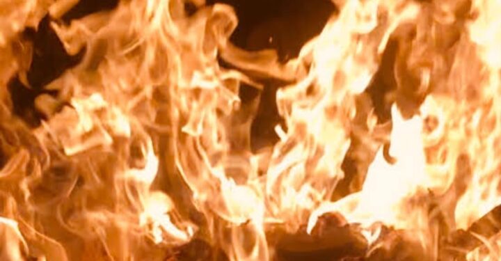 ಯುವಕ ಆತ್ಮಹತ್ಯೆ ಯತ್ನ: ಪೊಲೀಸರ ಸಮಯಪ್ರಜ್ಞೆಯಿಂದ  ತಪ್ಪಿದ ಅನಾಹುತ….!