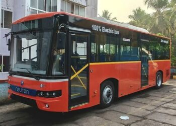 ಮಂಗಳೂರಿನಲ್ಲಿ ಖಾಸಗಿ ವಲಯದ ಮೊದಲ ಎಲೆಕ್ಟ್ರಿಕ್ ಬಸ್‌ಗೆ ಚಾಲನೆ….!