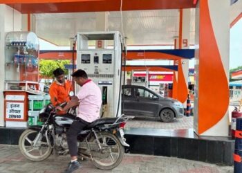 ಇಂಧನ ಕ್ಷೇತ್ರದಲ್ಲಿ ದೊಡ್ಡ ಬದಲಾವಣೆ: ದೇಶಾದ್ಯಂತ E20 ಜಾರಿಗೆ ಕೇಂದ್ರ ನಿರ್ಧಾರ…!