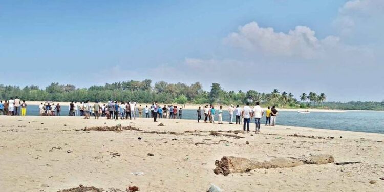 ಕೋಡಿಬೆಂಗ್ರೆಯಲ್ಲಿ ದೋಣಿ ದುರಂತ: ಸುರಕ್ಷತಾ ನಿಯಮ ಉಲ್ಲಂಘನೆ, ಮೂವರ ಬಂಧನ