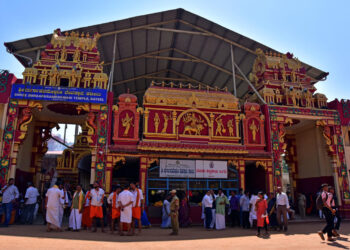 ಕಟೀಲು ದೇವಸ್ಥಾನದಲ್ಲಿ 35 ಜೋಡಿಗಳ ಸಾಮೂಹಿಕ ವಿವಾಹ….!