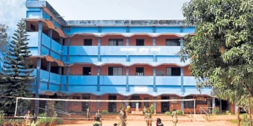 ಕಾರ್ಮಿಕರ ಮಕ್ಕಳಿಗೆ ಶಿಕ್ಷಣದ ಆಶಾಕಿರಣವಾದ ಬೈಕಂಪಾಡಿಯ ರಾತ್ರಿ ಶಾಲೆ….!!