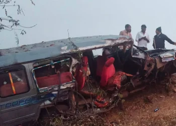 ಜಿಗಳೂರ ಕ್ರಾಸ್ ಬಳಿ ಭೀಕರ ಡಿಕ್ಕಿ:  ಮೂವರು ಮಹಿಳೆಯರು ಸ್ಥಳದಲ್ಲೇ ಸಾವು, ಹಲವರಿಗೆ ಗಾಯ….!!