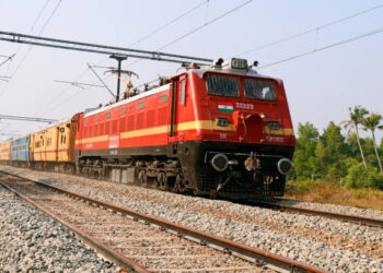 ಮಂಗಳೂರು–ಮುಂಬಯಿ ರೈಲುಗಳಿಗೆ ನಿರಂತರ ವಿಳಂಬ;ಪ್ರಯಾಣಿಕರ ಆಕ್ರೋಶ…..!