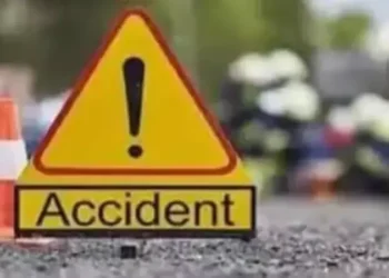 ಅಮಾಸೆಬೈಲು: ಗೂಡ್ಸ್ ರಿಕ್ಷಾ-ದ್ವಿಚಕ್ರ ವಾಹನ ಡಿಕ್ಕಿ – ಓರ್ವ ಗಂಭೀರ..!!