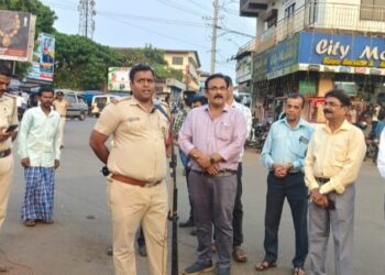 ಸಂಚಾರ ನಿಯಮ ಪಾಲನೆಗೆ ಕಾರ್ಕಳದಲ್ಲಿ ಜಾಗೃತಿ ಕಾರ್ಯಕ್ರಮ…!