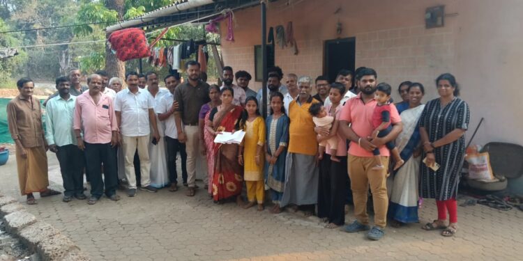 ಮೇಲ್ಜಡ್ಡು ಪ್ರದೇಶದ 2 ಕುಟುಂಬಗಳಿಗೆ ಹಕ್ಕುಪತ್ರ ನೀಡಲು ಆಗ್ರಹ – ತಹಸೀಲ್ದಾರ್, ಪೊಲೀಸರಿಗೆ ಮನವಿ…!