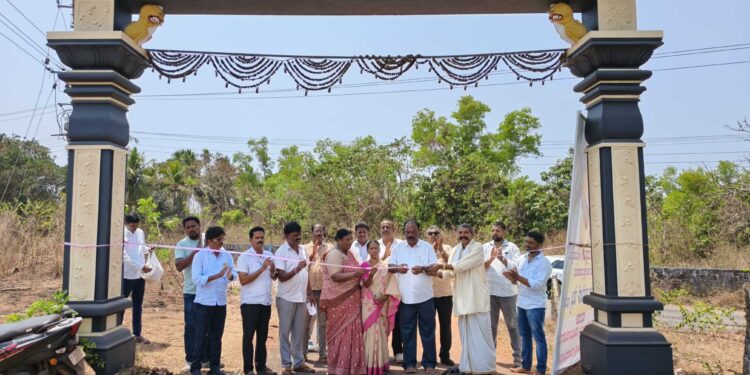 ಮುದರಂಗಡಿ ಗ್ರಾ.ಪಂ ವ್ಯಾಪ್ತಿಯಲ್ಲಿ ವಿವಿಧ ರಸ್ತೆ ಕಾಮಗಾರಿಗಳಿಗೆ ಗುದ್ದಲಿ ಪೂಜೆ ಹಾಗೂ ಉದ್ಘಾಟನೆ