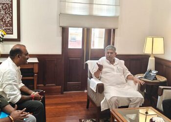 ಮೀನುಗಾರಿಕಾ ದೋಣಿಗಳಿಗೆ ಡೀಸೆಲ್ ಕೊರತೆ: ಕೇಂದ್ರ ಸಚಿವರಿಗೆ ಉಡುಪಿ ಜನಪ್ರತಿನಿಧಿಗಳ ಮನವಿ…!