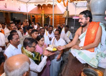 ಹೈಕೋರ್ಟ್ ನ್ಯಾಯಮೂರ್ತಿ ಟಿ.ಎಂ. ನಡಾಫ್ ಉಚ್ಚಿಲ ಶ್ರೀ ಮಹಾಲಕ್ಷ್ಮಿ ಕ್ಷೇತ್ರಕ್ಕೆ ಭೇಟಿ..!