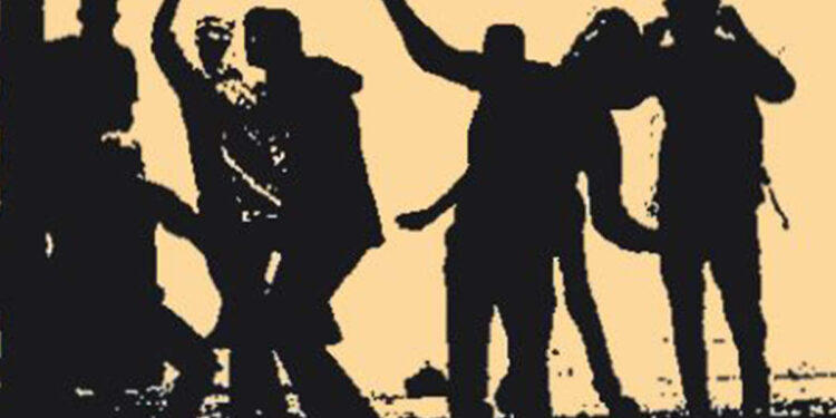 ಬಸ್ನಲ್ಲಿ ಯುವತಿಗೆ ಕಿರುಕುಳ ಆರೋಪ; ಪುತ್ತೂರಿನಲ್ಲಿ ಯುವಕನಿಗೆ ಸಾರ್ವಜನಿಕರಿಂದ ತರಾಟೆ…!