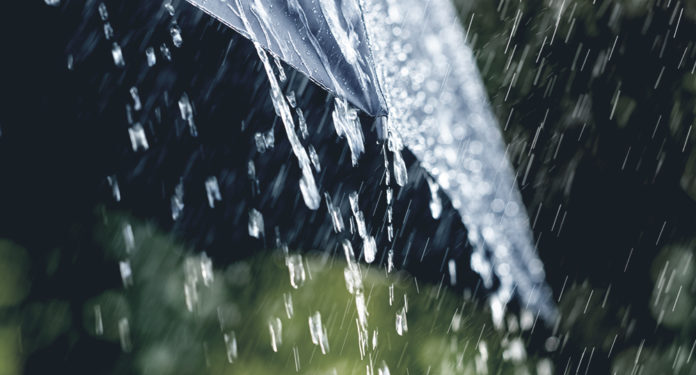 ಸುಳ್ಯ-ಸುಬ್ರಹ್ಮಣ್ಯದಲ್ಲಿ ಗಾಳಿ ಸಹಿತ ಉತ್ತಮ ಮಳೆ; ಕೆಲವೆಡೆ ಆಲಿಕಲ್ಲು, ಸಿಡಿಲಿನ ಅಬ್ಬರ….!