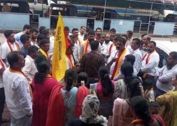 ಸ್ಥಳೀಯ ಟೈಲರ್‌ಗಳ ಹಿತರಕ್ಷಣೆಗೆ ಕರ್ನಾಟಕ ರಕ್ಷಣಾ ವೇದಿಕೆ ಆಗ್ರಹ: ಉಡುಪಿ ಜಿಲ್ಲಾಧ್ಯಕ್ಷರ ನೇತೃತ್ವದಲ್ಲಿ ಅಂಗಡಿಗಳಿಗೆ ಭೇಟಿ ನೀಡಿ ಎಚ್ಚರಿಕೆ..!