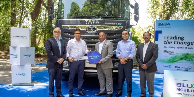 ಟಾಟಾ ಮೋಟಾರ್ಸ್ನಿಂದ ಪ್ರೈಮಾ E.55S ಇ-ಟ್ರಕ್ ವಿತರಣೆ; 250 ಹೊಸ ಆರ್ಡರ್ ಘೋಷಣೆ