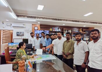 ಉಡುಪಿ ಜಿಲ್ಲೆಯ ಬಗ್ಗೆ ರಾಜ್ಯ ಸರ್ಕಾರದ ನಿರ್ಲಕ್ಷ್ಯ ಧೋರಣೆ ಕೈಬಿಟ್ಟು ಜಿಲ್ಲೆಯ ಅಗ್ನಿಶಾಮಕ ದಳದ ಬಲವರ್ಧನೆ ಆಗ್ರಹಿಸಿ ಬಿಜೆಪಿ ಯುವಮೋರ್ಚಾ ವತಿಯಿಂದ ಜಿಲ್ಲಾಧಿಕಾರಿಗಳಿಗೆ ಮನವಿ