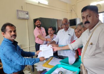 ವಿದ್ಯುತ್ ಖಾಸಗೀಕರಣ ವಿರೋಧಿಸಿ ಸಿಐಟಿಯು ನೇತೃತ್ವದಲ್ಲಿ ಮೆಸ್ಕಾಂಗೆ ಆಕ್ಷೇಪಣೆ ಪತ್ರ ಸಲ್ಲಿಕೆ