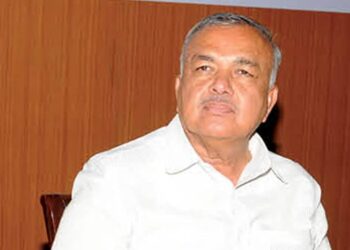 ಡಿಕೆ ಸರ್ಕಾರಕ್ಕೆ ಮೊದಲ ಆಘಾತ: ಸಚಿವ ಸ್ಥಾನಕ್ಕೆ ರಾಮಲಿಂಗಾರೆಡ್ಡಿ ರಾಜೀನಾಮೆ