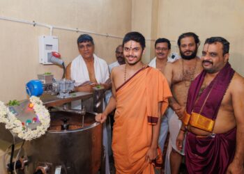 ಶ್ರೀಕೃಷ್ಣ ಮಠದಲ್ಲಿ ಮುಖ್ಯಪ್ರಾಣ ದೇವರ ಪಂಚಕಜ್ಜಾಯ ತಯಾರಿಕೆಗೆ ನೂತನ ಯಂತ್ರಗಳ ಲೋಕಾರ್ಪಣೆ..!