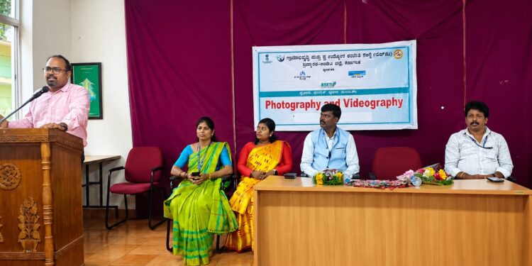 ಕೌಶಲ್ಯದಿಂದ ಬದುಕು ಹಸನು : ಶ್ರೀ. ಶಿವರಾಮ್ ಎಂ ಬಾಬು, ಐ ಎಫ್ ಎಸ್, ಉಪ- ಅರಣ್ಯ ಸಂರಕ್ಷಣಾಧಿಕಾರಿಗಳು, ಕುದುರೆಮುಖ ವನ್ಯ ಜೀವಿ ವಿಭಾಗ