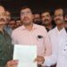 ಬೈಂದೂರು : ಅಳಿವೆಕೋಡಿಯ ಹೊಂಡಗುಂಡಿ ರಸ್ತೆ ಸರಿಪಡಿಸುವಂತೆ ಆಗ್ರಹಿಸಿ ಪ್ರತಿಭಟನೆ