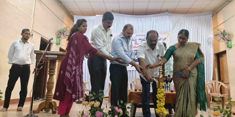 ಶಾಸಕರಿಂದ ಬೊಮ್ಮರಬೆಟ್ಟು ಗ್ರಾಮ ಪಂಚಾಯತ್ ವ್ಯಾಪ್ತಿಯ ಗ್ರಾಮಸ್ಥರ ಅಹವಾಲು ಸ್ವೀಕಾರ