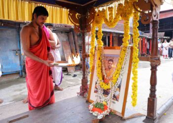 ಪರ್ಯಾಯ ಶ್ರೀ ವೇದವರ್ಧನ ತೀರ್ಥ ಶ್ರೀಪಾದರ ಉಪಸ್ಥಿತಿಯಲ್ಲಿ ರಥಬೀದಿಯಲ್ಲಿ ಭವ್ಯ ಮೆರವಣಿಗೆ