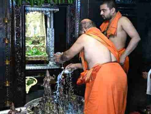 ಹಿರಿಯಡಕ ಪುತ್ತಿಗೆ ಮಠದಲ್ಲಿ ಮಹಾಪೂಜೆ, ಹೋಮ-ಹವನಗಳೊಂದಿಗೆ ವಾರ್ಷಿಕ ಮಹಾಭಿಷೇಕ