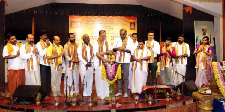 ‘ಭಜನೋತ್ಸವ’ದಿಂದ ಮನೆ ಮನೆಗಳಲ್ಲಿ ಭಜನೆ ಮೊಳಗುವಂತಾಗಲಿ : ಧರ್ಮದರ್ಶಿ ಡಾ! ನಿ.ಬೀ. ವಿಜಯ ಬಲ್ಲಾಳ್