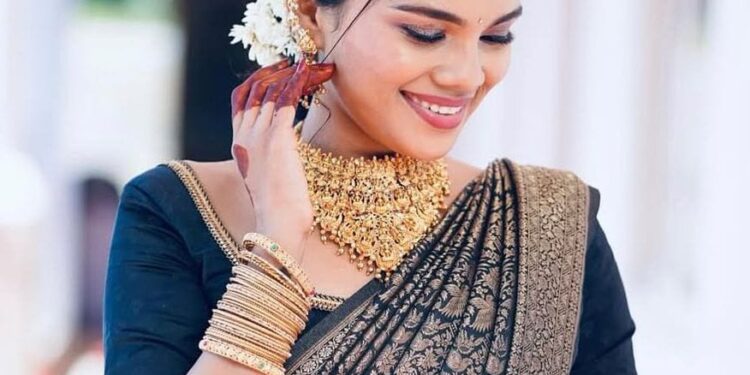 ಮಾಡೆಲಿಂಗ್ ಕ್ಷೇತ್ರದಲ್ಲಿ ಹೆಸರು ಮಾಡಿದ್ದ ಕೃತಿ ಬಂಗೇರಾ ಆತ್ಮಹತ್ಯೆ..!
