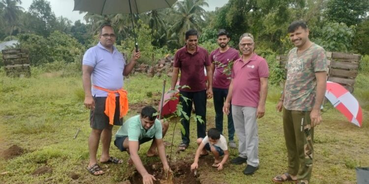 ರೋಟರಿ ಕ್ಲಬ್ ಕಾರ್ಕಳ ರಾಕ್ ಸಿಟಿ ಪ್ರಾಯೋಜಕತ್ವದಲ್ಲಿ ‘ವೃಕ್ಷ ಸಂವರ್ಧನಾ’ ಕಾರ್ಯಕ್ರಮ