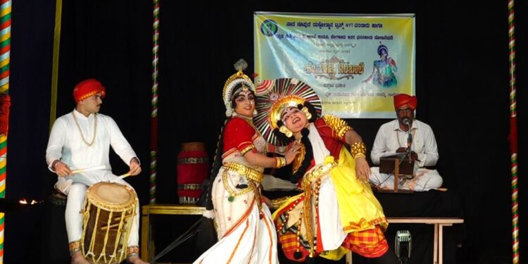 ಹೇಮಾದ್ರಿ ಗಿರಿಬಾಲೆ – ಜನ ಮನ ರಂಜಿಸಿದ ಗಂಧರ್ವರ ಜನ್ಮಾಂತರಗಳ ಪ್ರಸಂಗ ಕಥೆ