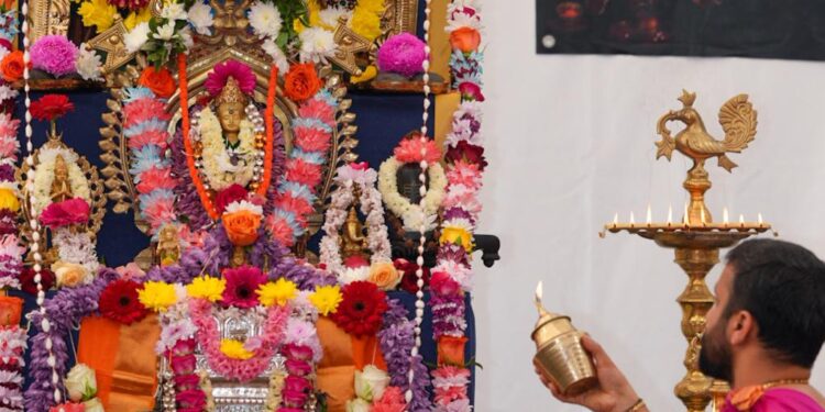ಸಿಡ್ನಿಯಲ್ಲಿ ಶ್ರೀ ಪುತ್ತಿಗೆ ಮಠದಿಂದ ವೈಭವದಿಂದ ಜರುಗಿದ ಶ್ರೀ ಗುರು ರಾಘವೇಂದ್ರ ಸ್ವಾಮಿಗಳ 355ನೇ ಆರಾಧನಾ ಮಹೋತ್ಸವ