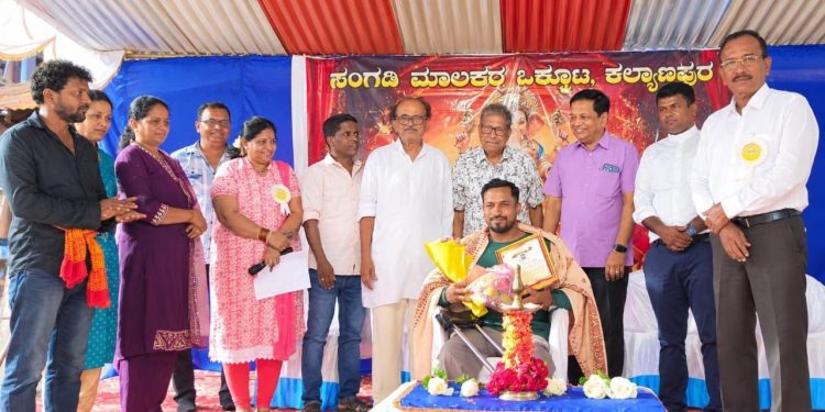 ಚೌತಿ ಸಂದರ್ಭದಲ್ಲಿ ಭಾವೈಕ್ಯತೆ ಮೆರೆದ ಅಂಗಡಿ ಮಾಲೀಕರ ಒಕ್ಕೂಟ