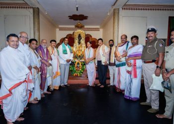 ಉಡುಪಿ ಶ್ರೀಕೃಷ್ಣ ಮಠಕ್ಕೆ ತೆಲಂಗಾಣ ಸಚಿವ ಅದ್ಲೂರಿ ಲಕ್ಷ್ಮಣ್ ಕುಮಾರ್ ಭೇಟಿ