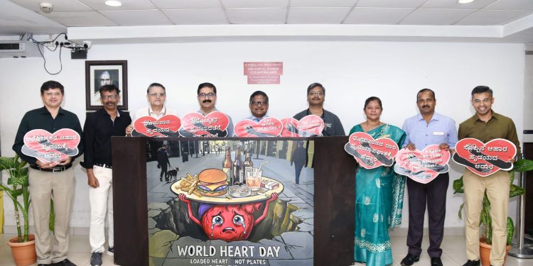 ವಿಶ್ವ ಹೃದಯ ದಿನ: ಕಸ್ತೂರ್ಬಾ ಆಸ್ಪತ್ರೆ ಮಣಿಪಾಲದಲ್ಲಿ ಹೃದಯ ಆರೋಗ್ಯ ಜಾಗೃತಿ ಶಿಲ್ಪ ಅನಾವರಣ