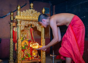 ಉಡುಪಿ ಕೃಷ್ಣ ಮಠದಲ್ಲಿ ಶ್ರೀ ವೇದವರ್ಧನತೀರ್ಥ ಶ್ರೀಪಾದರಿಂದ ವ್ಯಾಸಪೂಜೆ