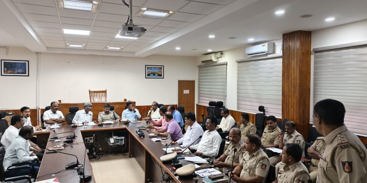 ರಾಷ್ಟ್ರೀಯ ಹೆದ್ದಾರಿ 66ರಲ್ಲಿ ಅಪಘಾತ ತಡೆಗೆ ಕ್ರಮ: ರಸ್ತೆ ಸುರಕ್ಷತಾ ಸಮಿತಿ ಸಭೆಯಲ್ಲಿ ಮಹತ್ವದ ನಿರ್ಧಾರ